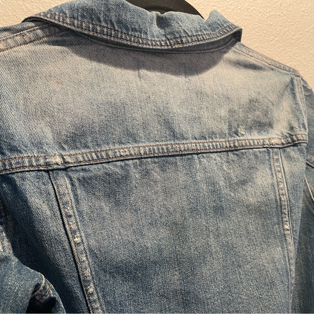 Madewell Blue Denim Jacket Distressed Size Medium - Picture 6 of 11